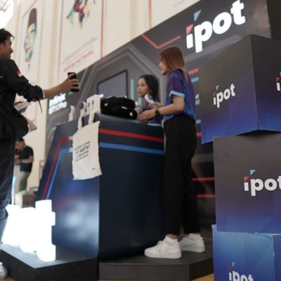 IPOT Edukasi AI dan Literasi Finansial untuk Generasi Muda eSports