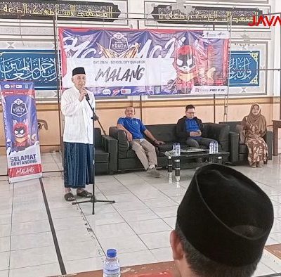 Pesantren Bahrul Maghfiroh Malang Kembangkan Santri Berprestasi di Esports