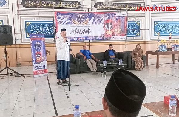 Pesantren Bahrul Maghfiroh Malang Kembangkan Santri Berprestasi di Esports